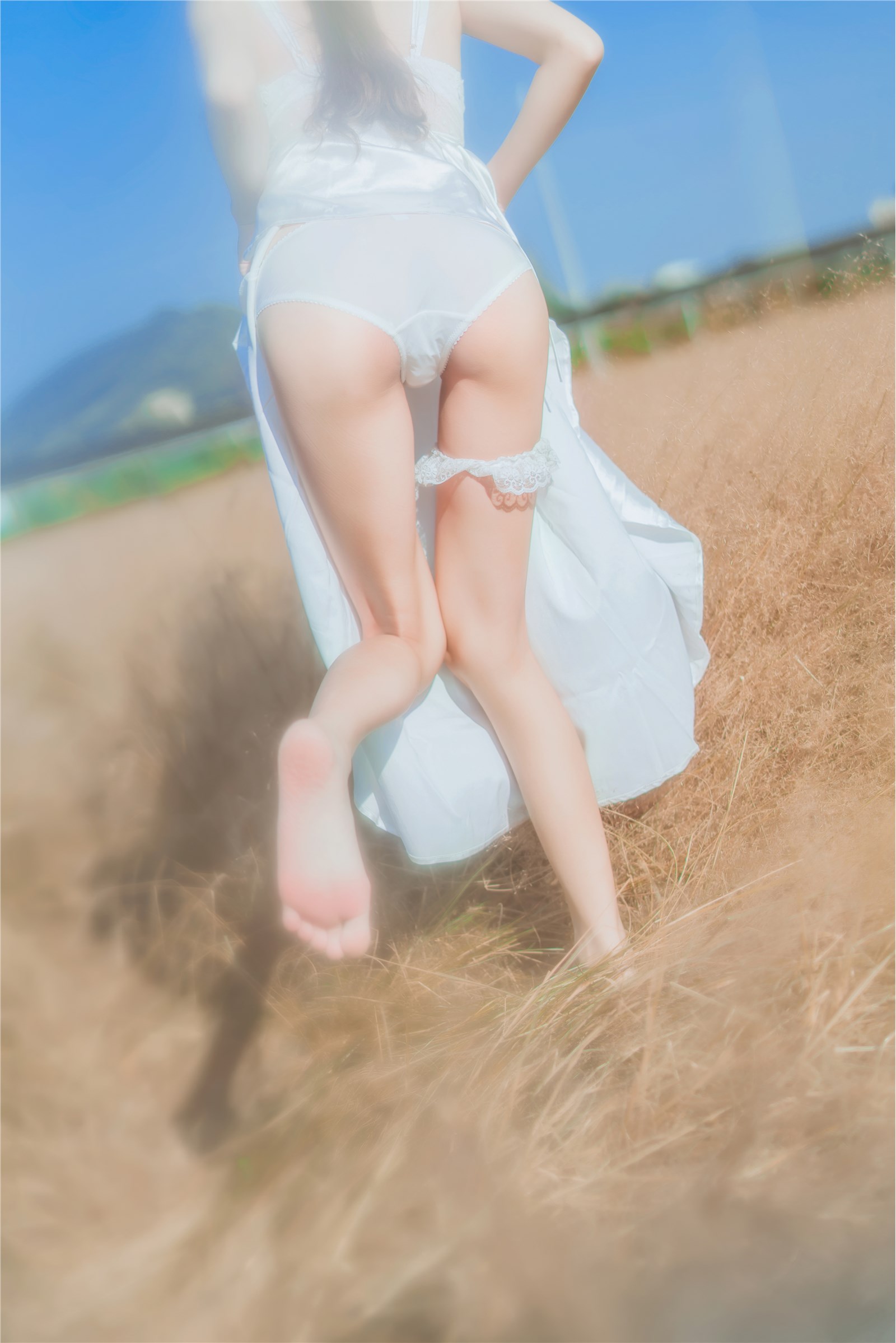 Ourei -- top NO.014 Hibernating in a white dress(25)